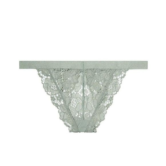 VICTORIA'S SECRET cut out lace cheekini - Picture 4 of 4